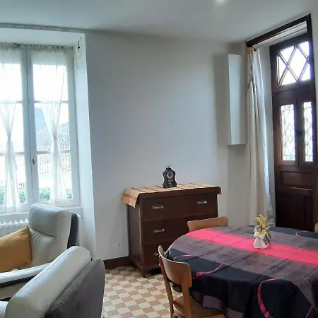 Chambre Spacieuse Et Confortable Proche Musee De L'ardoise Avec Equipements Teletravail - Fr-1-600-229 Frühstückspension Congrier