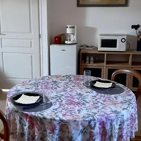 Chambre Spacieuse Et Confortable Proche Musee De L'ardoise Avec Equipements Teletravail - Fr-1-600-229 Frühstückspension Congrier