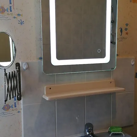 לינה וארוחת בוקר Chambre Spacieuse Et Confortable Proche Musee De L'ardoise Avec Equipements Teletravail - Fr-1-600-229 *