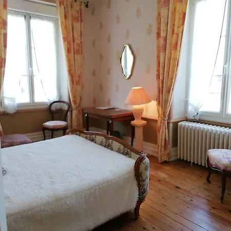Frühstückspension Chambre Spacieuse Et Confortable Proche Musee De L'ardoise Avec Equipements Teletravail - Fr-1-600-229 Congrier