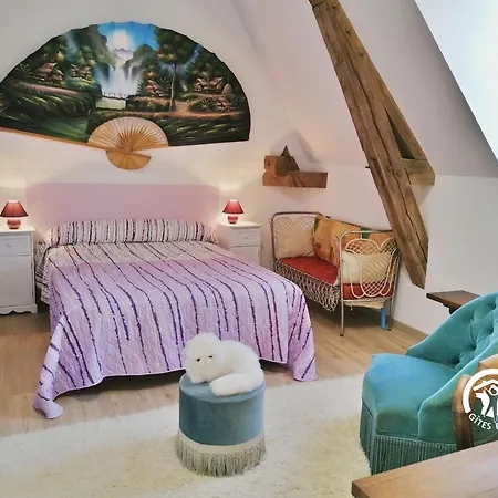 Frühstückspension Chambre Spacieuse Et Confortable Proche Musee De L'ardoise Avec Equipements Teletravail - Fr-1-600-229